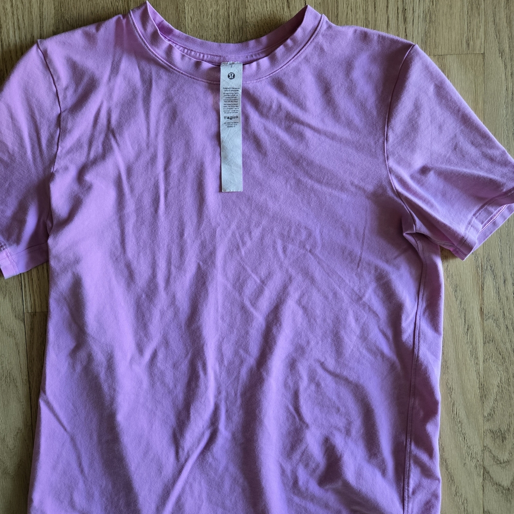 Lululemon Size 2 Pink Tshirt